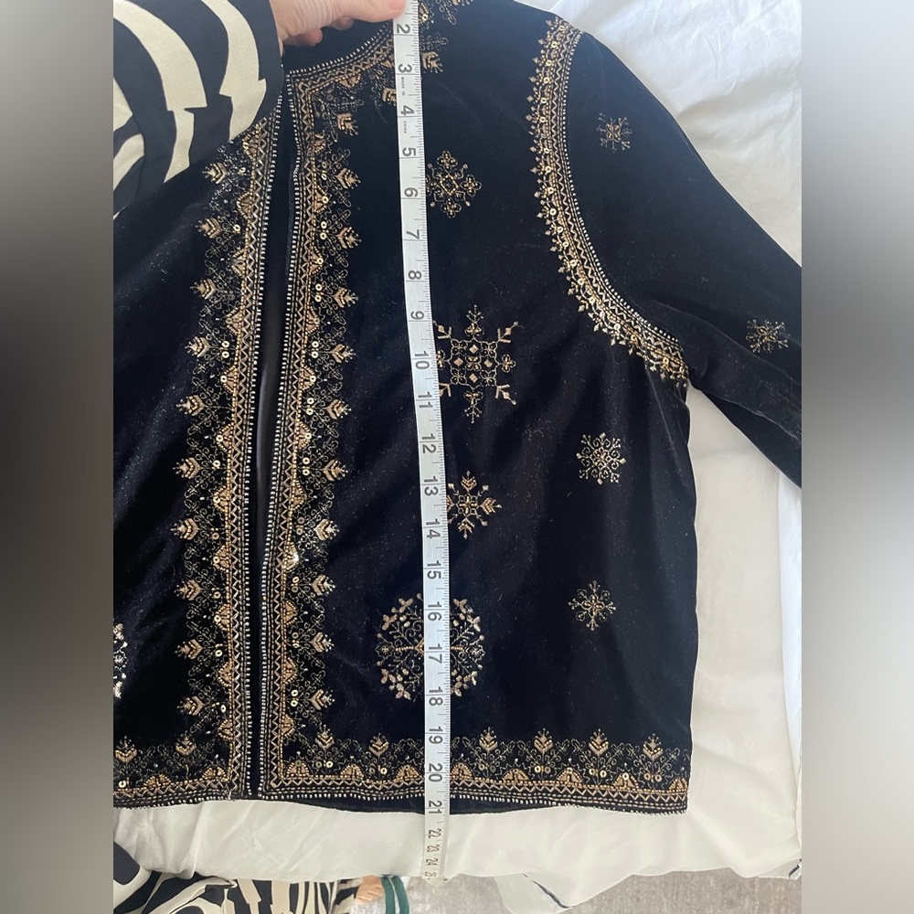 Zara Black Velvet Blazer with Gold Embellishments - Picture 5 of 7